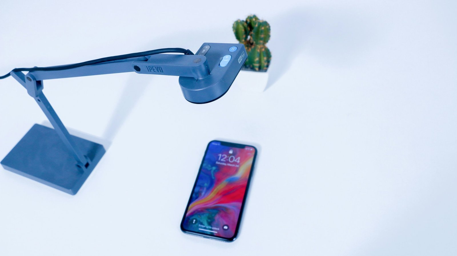 LED Desk Lamp with Wireless Phone Charger